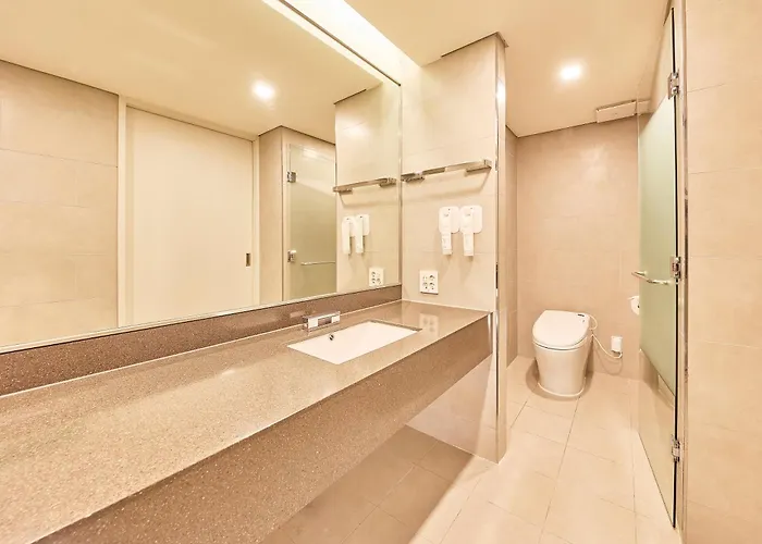 Thomas Myeongdong Hotel