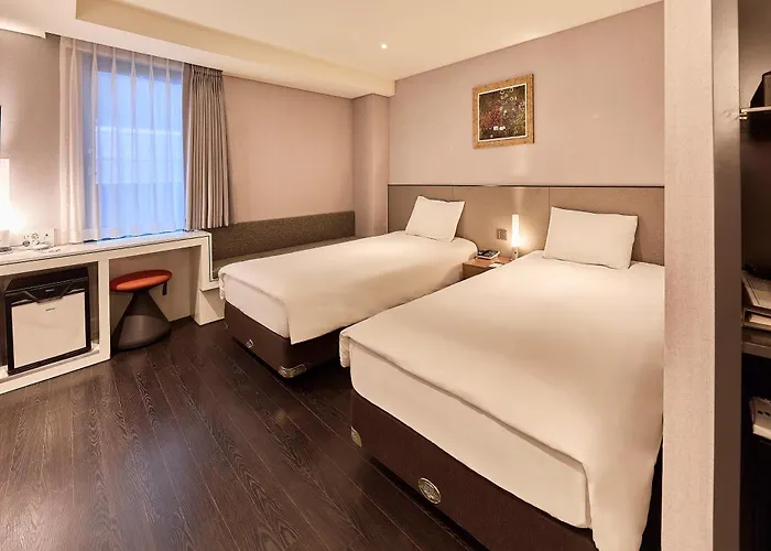 Hotel Thomas Myeongdong Seúl